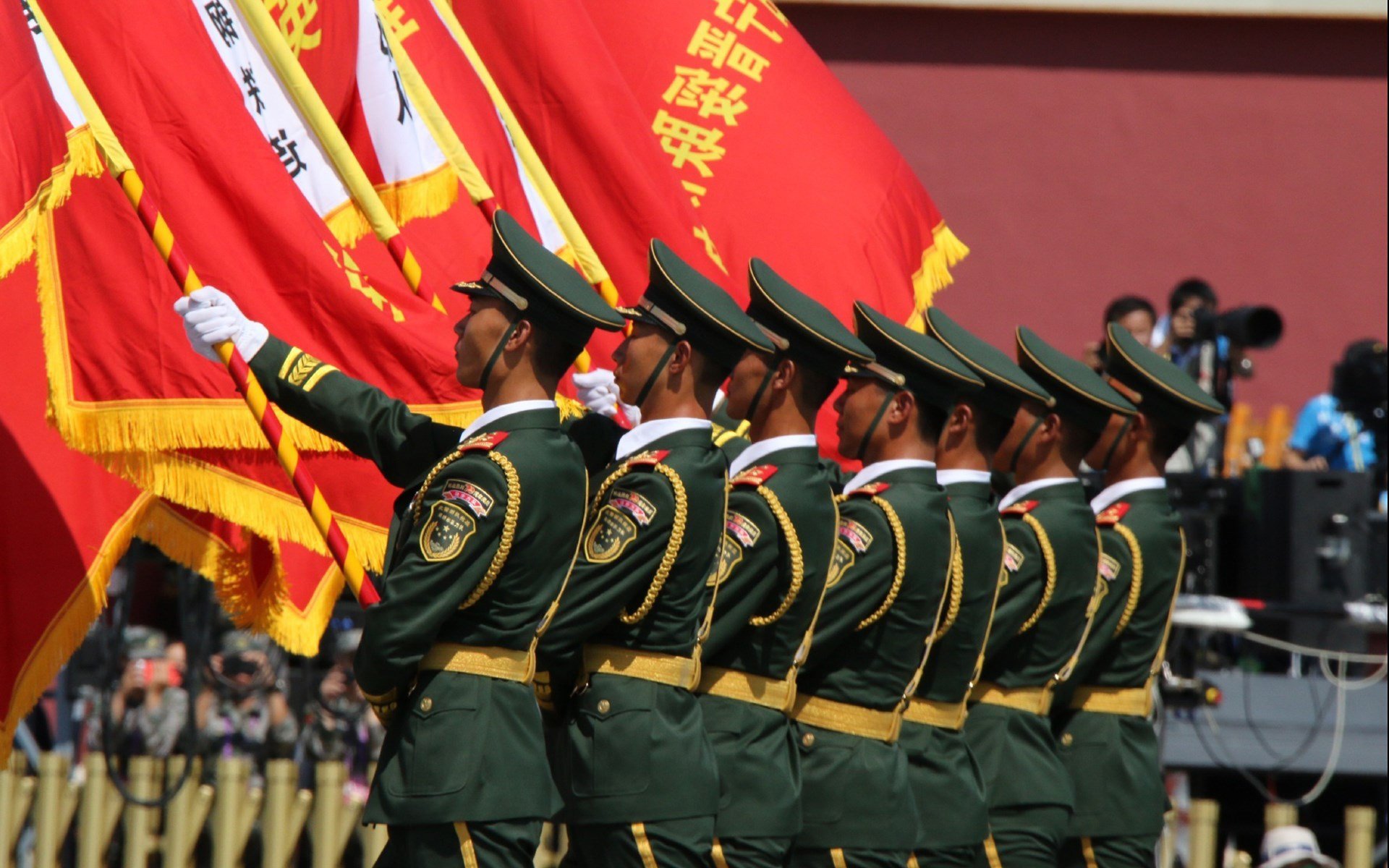 不眠之夜:火热季后赛战况实时追踪,不眠之夜详解